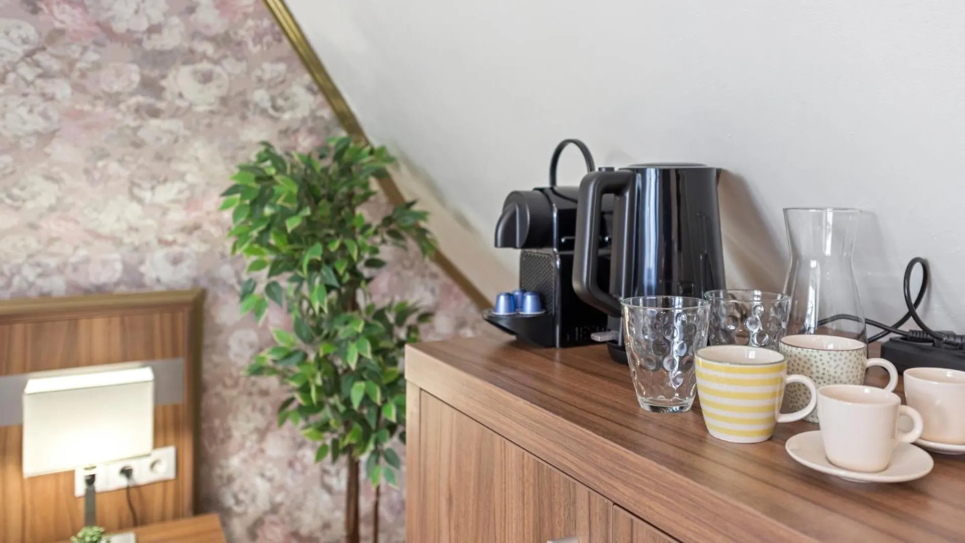 K22 Smart Rooms Wien 0*,